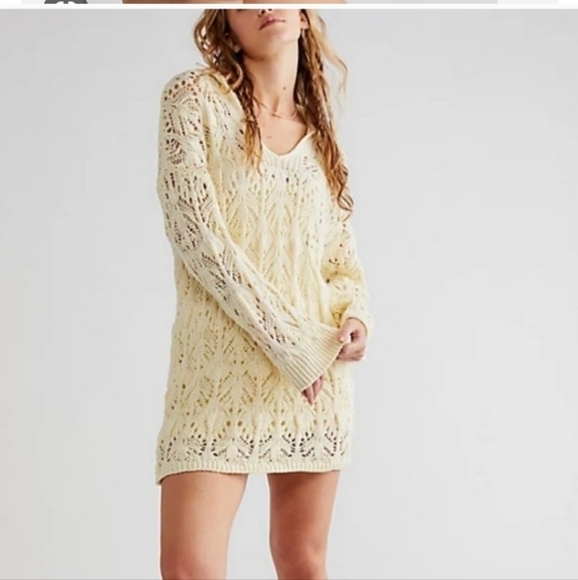 NWOT Free People Elton Mini Crochet Knit V-Neck Oversized Sweater Dress - Picture 3 of 6